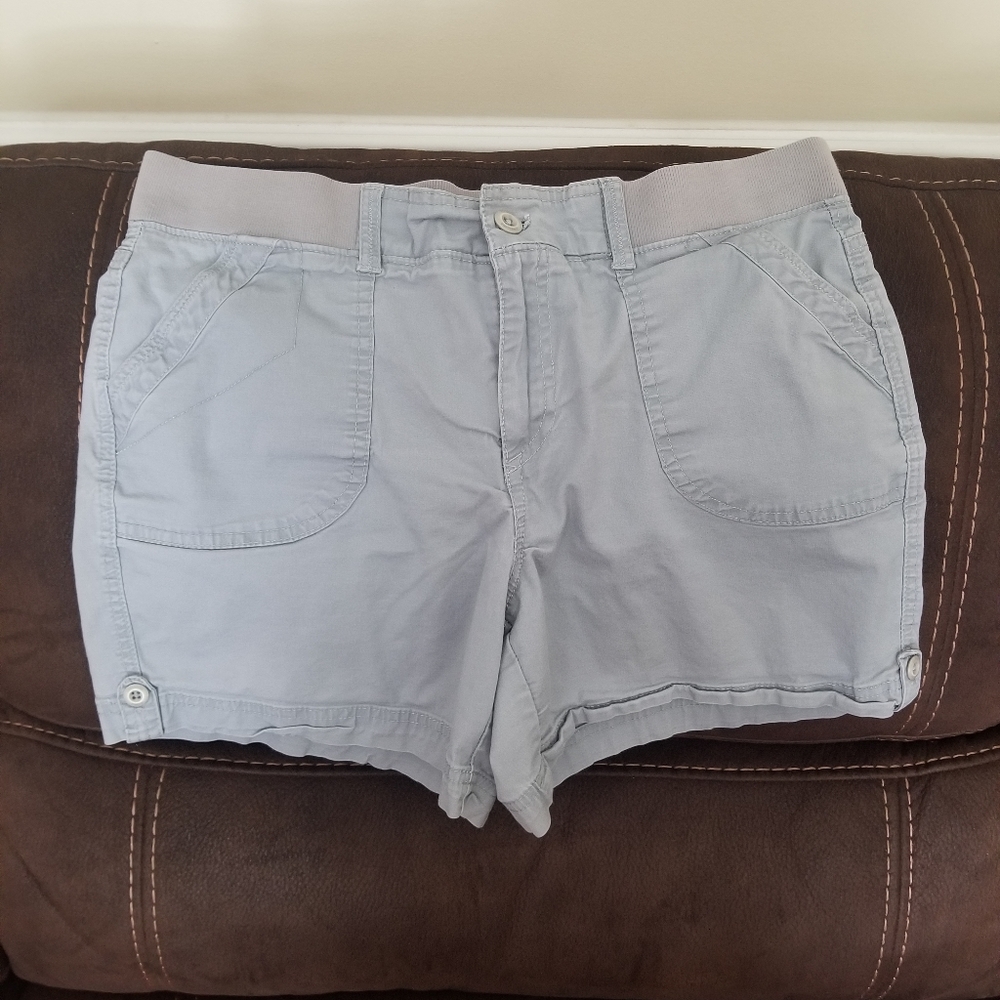 Gloria Vanderbilt shorts
